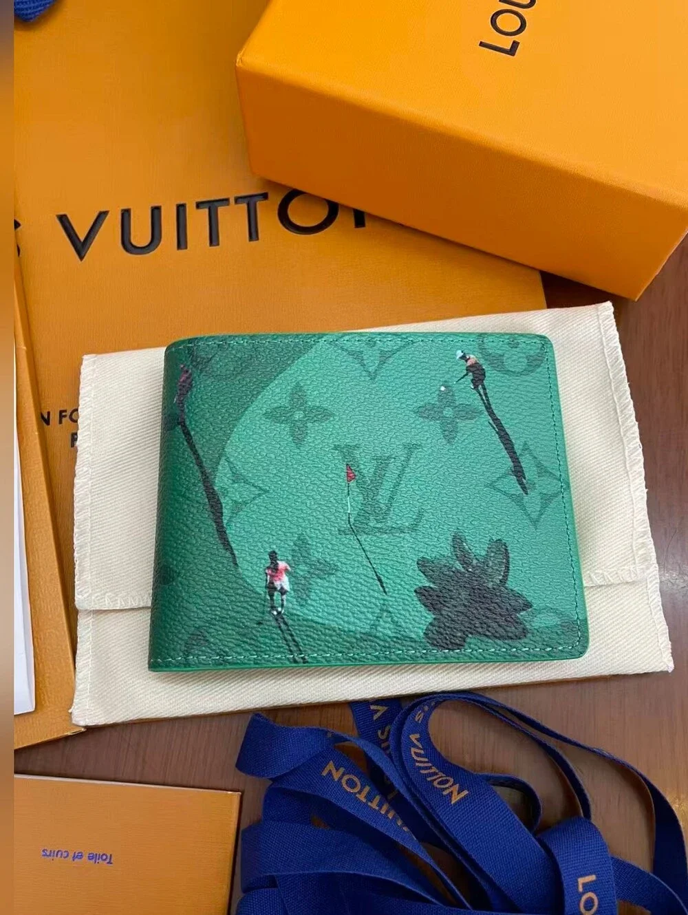 Louis Vuitton this slender